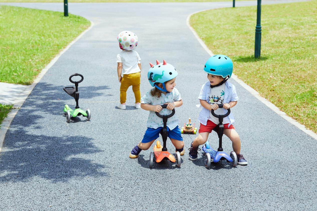 原材料供应商与玩具厂商联合开发定制化材料