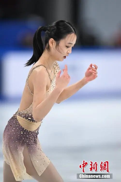 三年的坚守与成长：朱易在哈尔滨亚冬会背后如