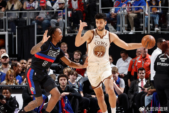 残阵勇士惨败活塞 队内伤病潮致库里复出时间延