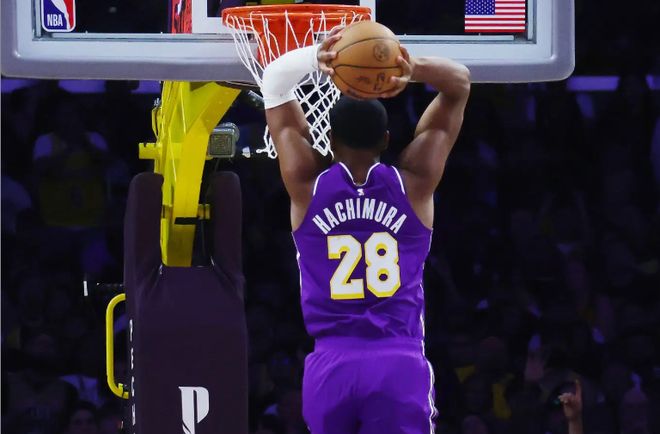 湖人两连胜击败篮网 八村塁表现低迷引担忧