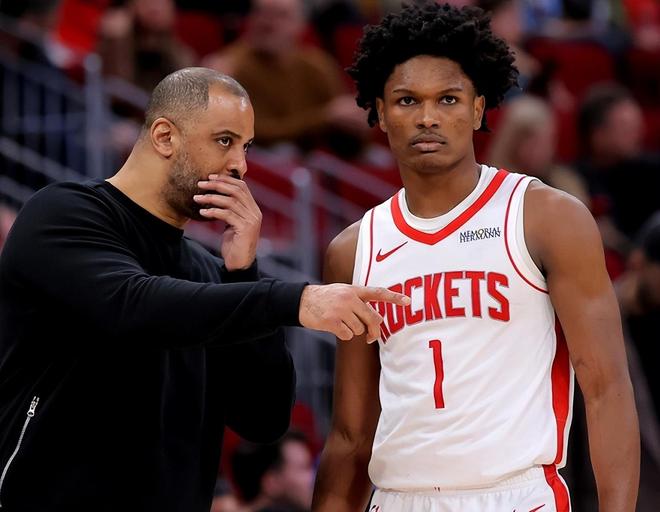 火箭队惜败森林狼 阿门41分难掩投射短板