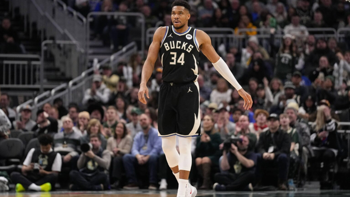 字母哥交易方案曝光 雄鹿高层服软引凯尔特人争