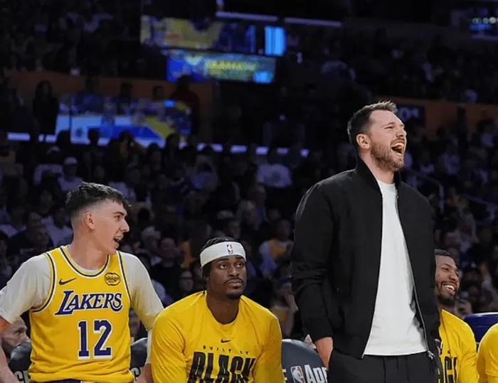 掘金胜灰熊后湖人排名更清晰 东契奇复出成关键