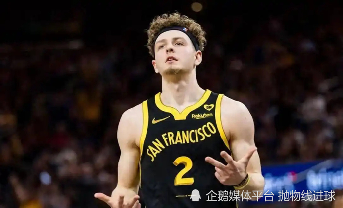 波杰姆斯基未执行掩护致库里绝杀 勇士宽松体系