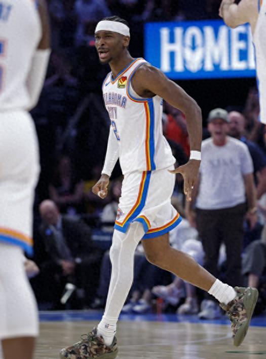 雷霆三节打卡击败残阵湖人 创NBA历史连续三场净